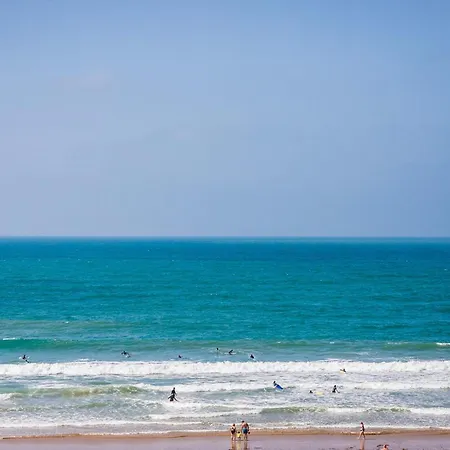 Apartment Horizon Keyweek Beachfront Duplex With Parking In Center