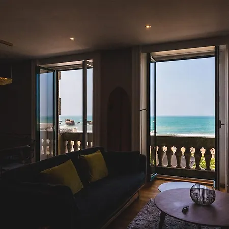 Horizon Keyweek Beachfront Duplex With Parking In Center * Biarritz