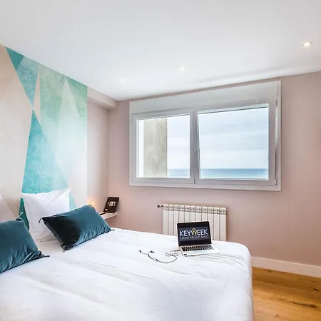 Horizon Keyweek Beachfront Duplex With Parking In Center Daire