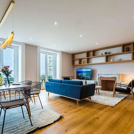 Horizon Keyweek Beachfront Duplex With Parking In Center Biarritz